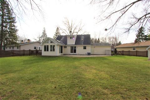 2050 Harvard Ln, Elgin, IL 60123 photo 28