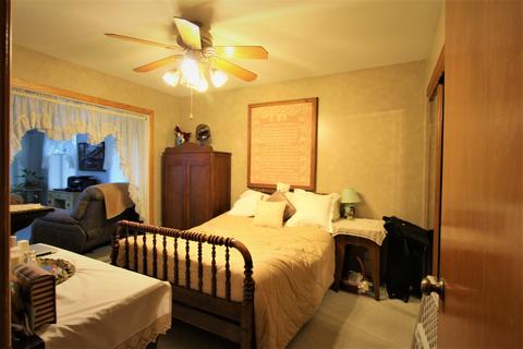 2050 Harvard Ln, Elgin, IL 60123 photo 9