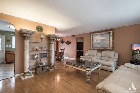 650 Frederick Ln, Hoffman Estates, IL 60169 photo 4
