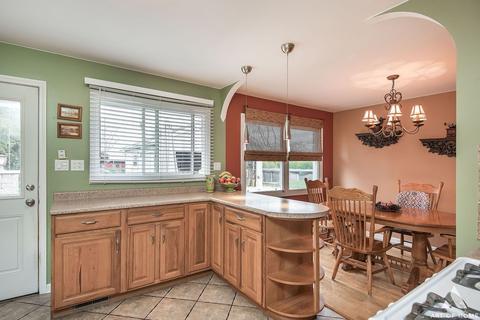 650 Frederick Ln, Hoffman Estates, IL 60169 photo 16