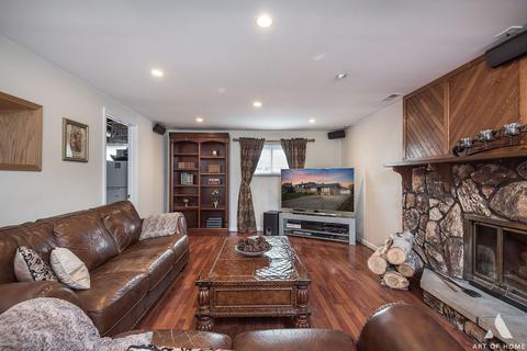 650 Frederick Ln, Hoffman Estates, IL 60169 photo 10