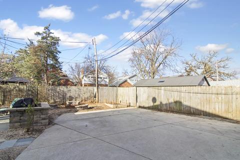 320 Avon St, Aurora, IL 60505 photo 20