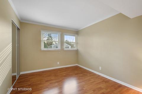 427 E Berry Rd, Barrington, IL 60010 photo 8