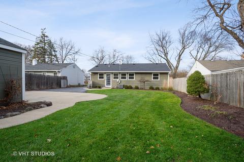 427 E Berry Rd, Barrington, IL 60010 photo 13