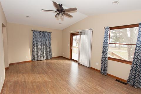 912 Warren St, Chenoa, IL 61726 photo 8