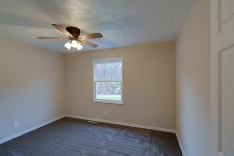 18428 Tomahawk Trl, Danvers, IL 61732 photo 16
