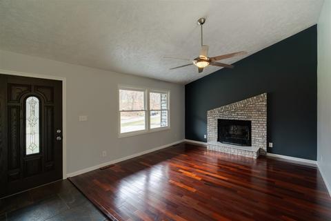 18428 Tomahawk Trl, Danvers, IL 61732 photo 8