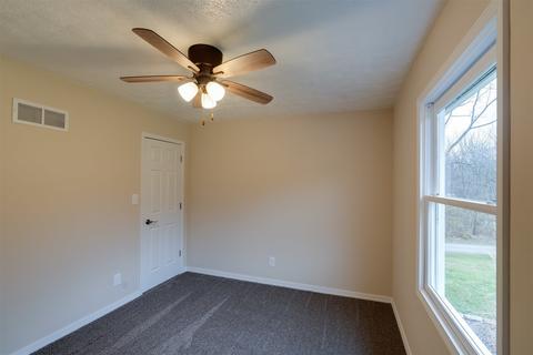 18428 Tomahawk Trl, Danvers, IL 61732 photo 17