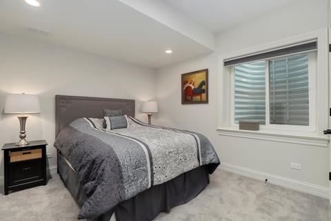 287 E Schiller St, Elmhurst, IL 60126 photo 55