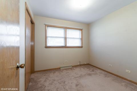 120 N Hickory Ave, Bartlett, IL 60103 photo 8