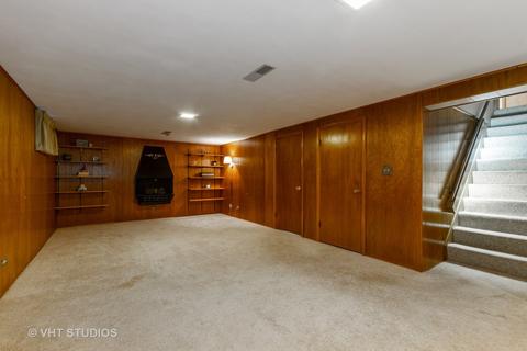 120 N Hickory Ave, Bartlett, IL 60103 photo 9