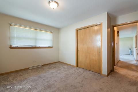 120 N Hickory Ave, Bartlett, IL 60103 photo 7