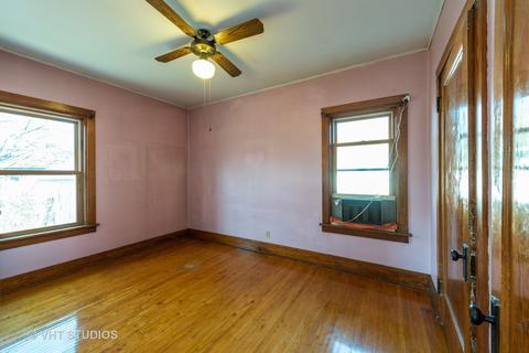 1000 Augusta Ave, Elgin, IL 60120 photo 9