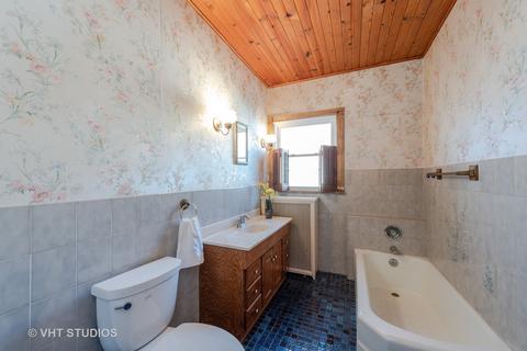1000 Augusta Ave, Elgin, IL 60120 photo 11