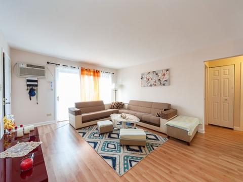 9356 Golf Rd #3A, Des Plaines, IL 60016 photo 2
