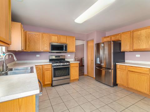 200 Alexis St, Plano, IL 60545 photo 10
