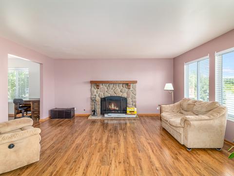 200 Alexis St, Plano, IL 60545 photo 12