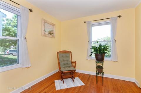 430 Delles Rd, Wheaton, IL 60187 photo 14