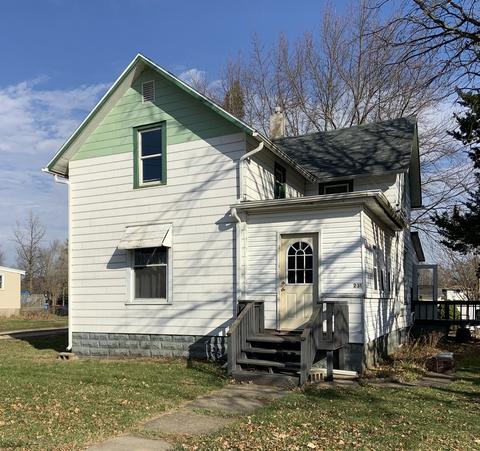 231 Liberty St, Walnut, IL 61376 photo 1