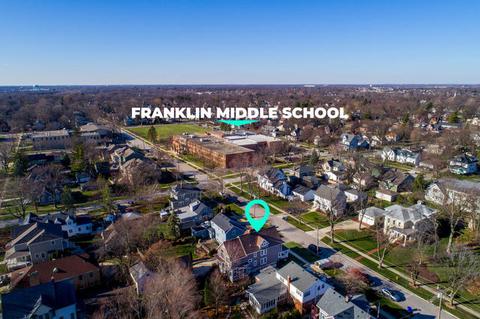 318 E Franklin St, Wheaton, IL 60187 photo 5