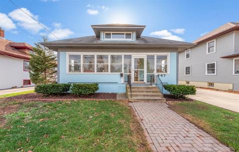 447 Washburn St, Elgin, IL 60123 photo 1