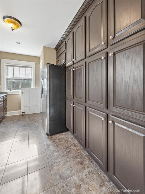 447 Washburn St, Elgin, IL 60123 photo 9