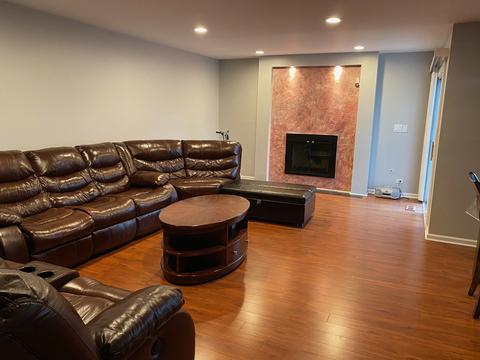 731 Ascot Ct, Hoffman Estates, IL 60169 photo 3