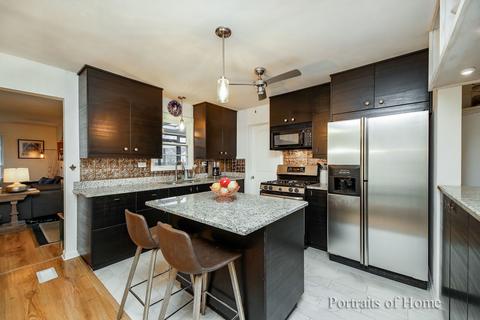 1113 Sunset Rd, Wheaton, IL 60189 photo 2