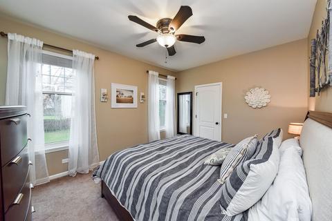1938 Pointe Blvd, Aurora, IL 60504 photo 11