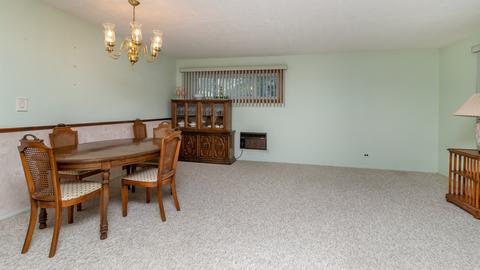 245 W Thacker St, Hoffman Estates, IL 60169 photo 6