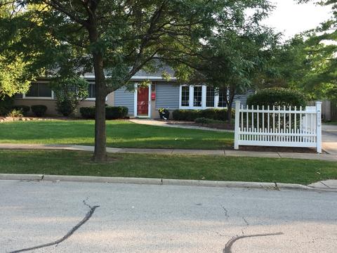 245 W Thacker St, Hoffman Estates, IL 60169 photo 1