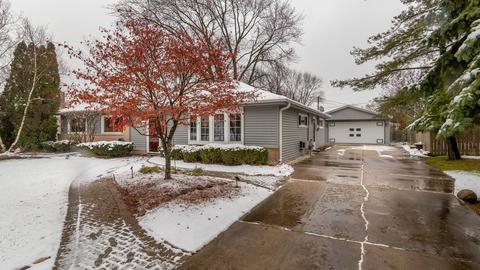245 W Thacker St, Hoffman Estates, IL 60169 photo 4