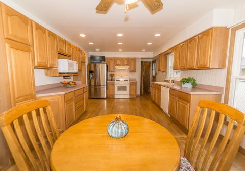 750 Eggerding Dr, Addison, IL 60101 photo 5