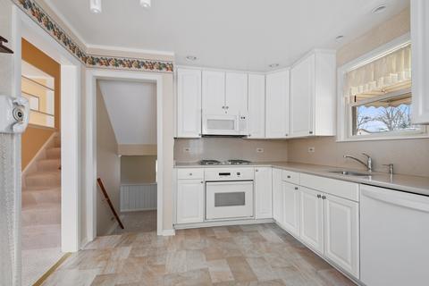 41 Hackberry Ln, Glenview, IL 60025 photo 9