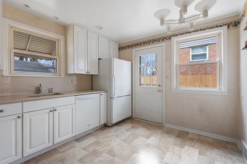 41 Hackberry Ln, Glenview, IL 60025 photo 8