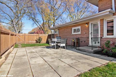11 E Sunset Rd, Mount Prospect, IL 60056 photo 25