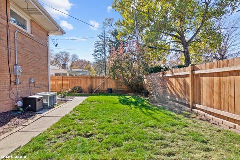 11 E Sunset Rd, Mount Prospect, IL 60056 photo 26