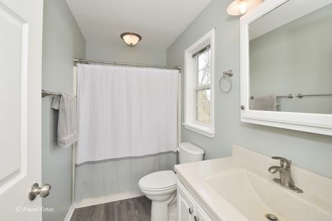 7108 Johnson Rd, Hebron, IL 60034 photo 11