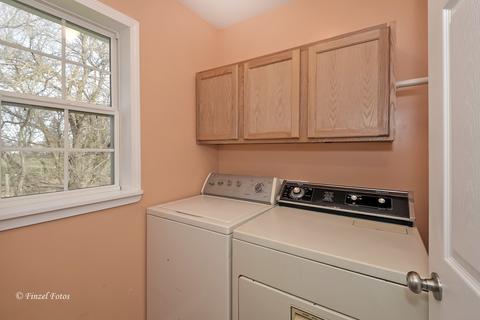7108 Johnson Rd, Hebron, IL 60034 photo 4
