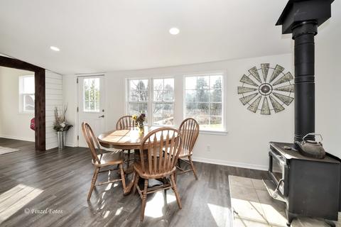 7108 Johnson Rd, Hebron, IL 60034 photo 6