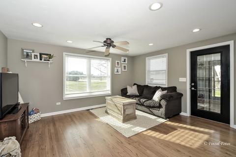 7108 Johnson Rd, Hebron, IL 60034 photo 9