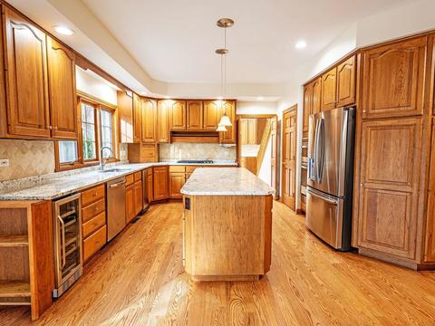 2 Norman Ct, Burr Ridge, IL 60527 photo 6