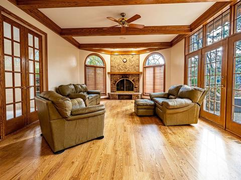 2 Norman Ct, Burr Ridge, IL 60527 photo 3