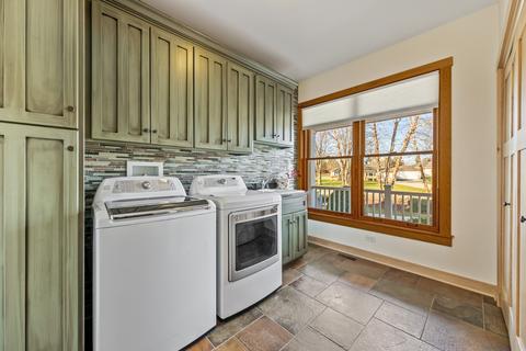 743 67th Pl, Willowbrook, IL 60527 photo 12