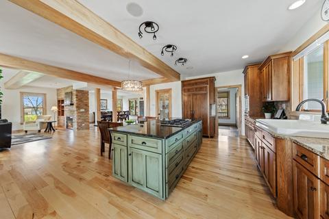 743 67th Pl, Willowbrook, IL 60527 photo 6