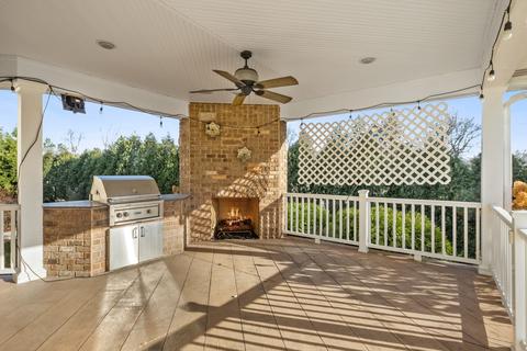 743 67th Pl, Willowbrook, IL 60527 photo 9