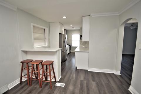 6420 Pershing Rd, Berwyn, IL 60402 photo 8