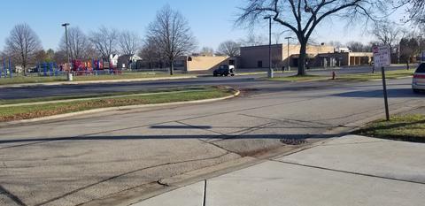 660 S Westgate Rd, Des Plaines, IL 60016 photo 4