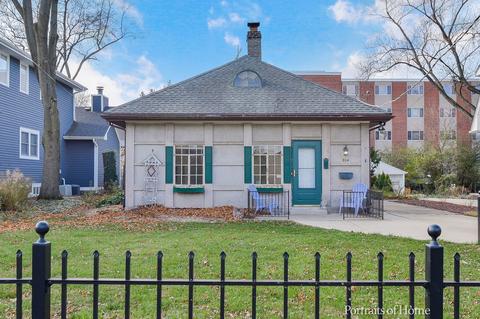 804 Howard St, Wheaton, IL 60187 photo 1