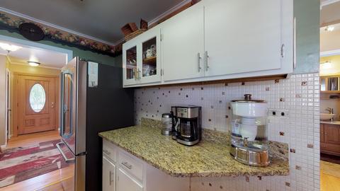 655 E Lincoln Ave, Des Plaines, IL 60018 photo 12